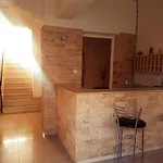 Erato Hotel 2*