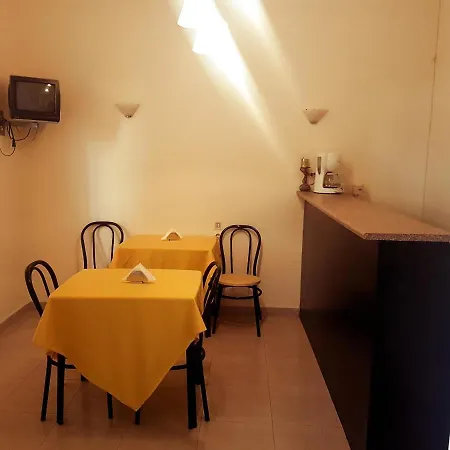 Erato 2* Loutra Edipsou (Evia)